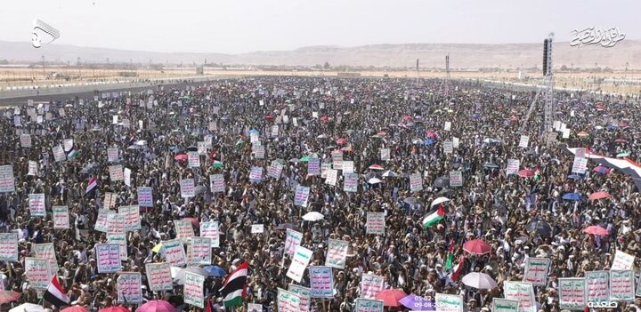 راهپیمایی ده‌ها هزار نفری یمنی‌ها علیه نسل‌کشی و طرح «اسرائیل بزرگ»