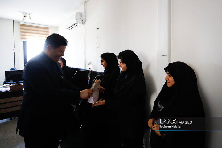 حضور معاون حمل‌و‌نقل و ترافیک شهرداری اصفهان در خبرگزاری ایمنا