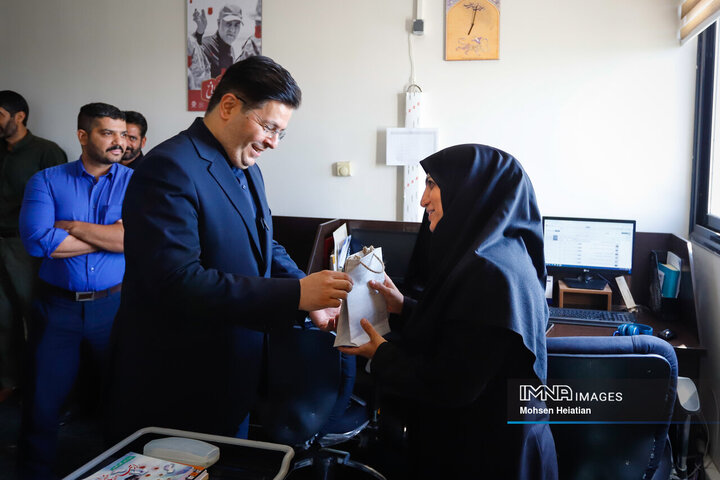 حضور معاون حمل‌و‌نقل و ترافیک شهرداری اصفهان در خبرگزاری ایمنا