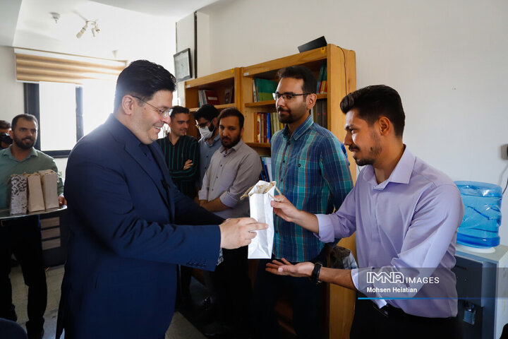 حضور معاون حمل‌و‌نقل و ترافیک شهرداری اصفهان در خبرگزاری ایمنا