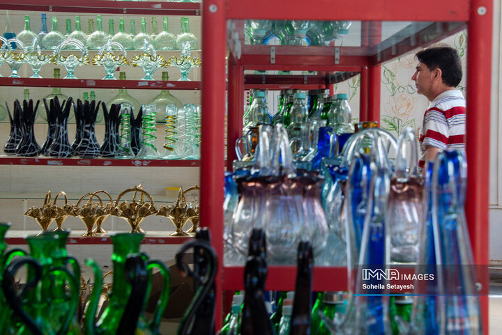 شیشه گری سنتی میمند