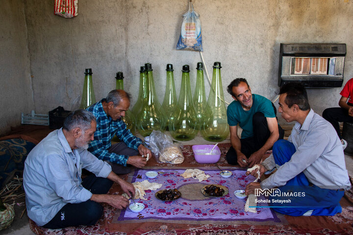 شیشه گری سنتی میمند