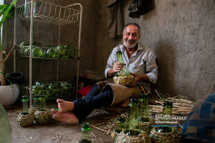 شیشه گری سنتی میمند