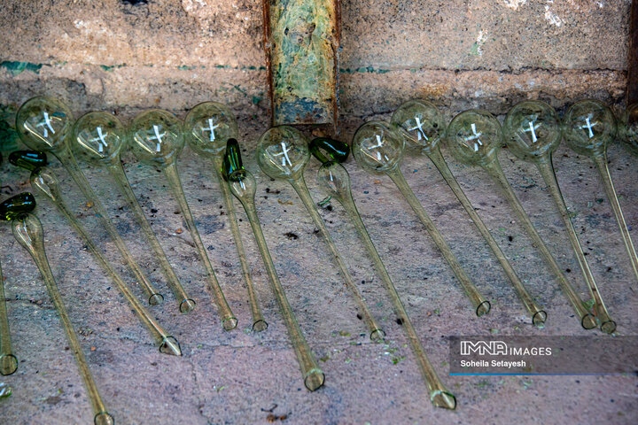 شیشه گری سنتی میمند