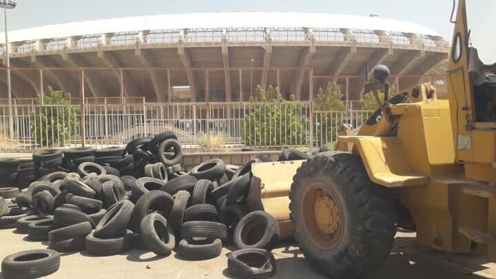آماده‌سازی ورزشگاه پارس شیراز برای میزبانی رویداد لیگ برتر فوتبال به همت شهرداری شیراز