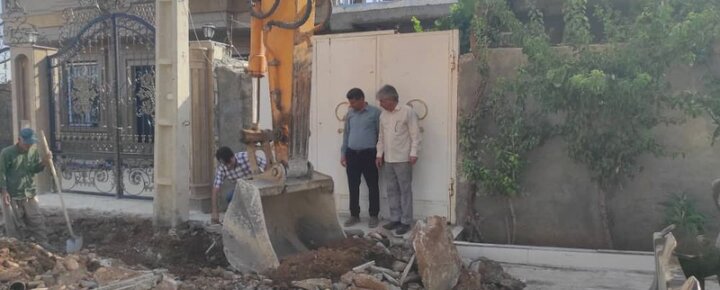 انجام ۱۸۰۰ متر جدول‌گذاری در کوی شهرداری یاسوج