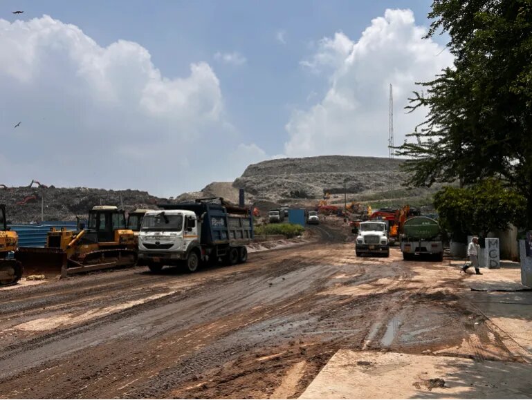 کوههای زباله در هند به بمبهای حرارتی تبدیل شدهاند