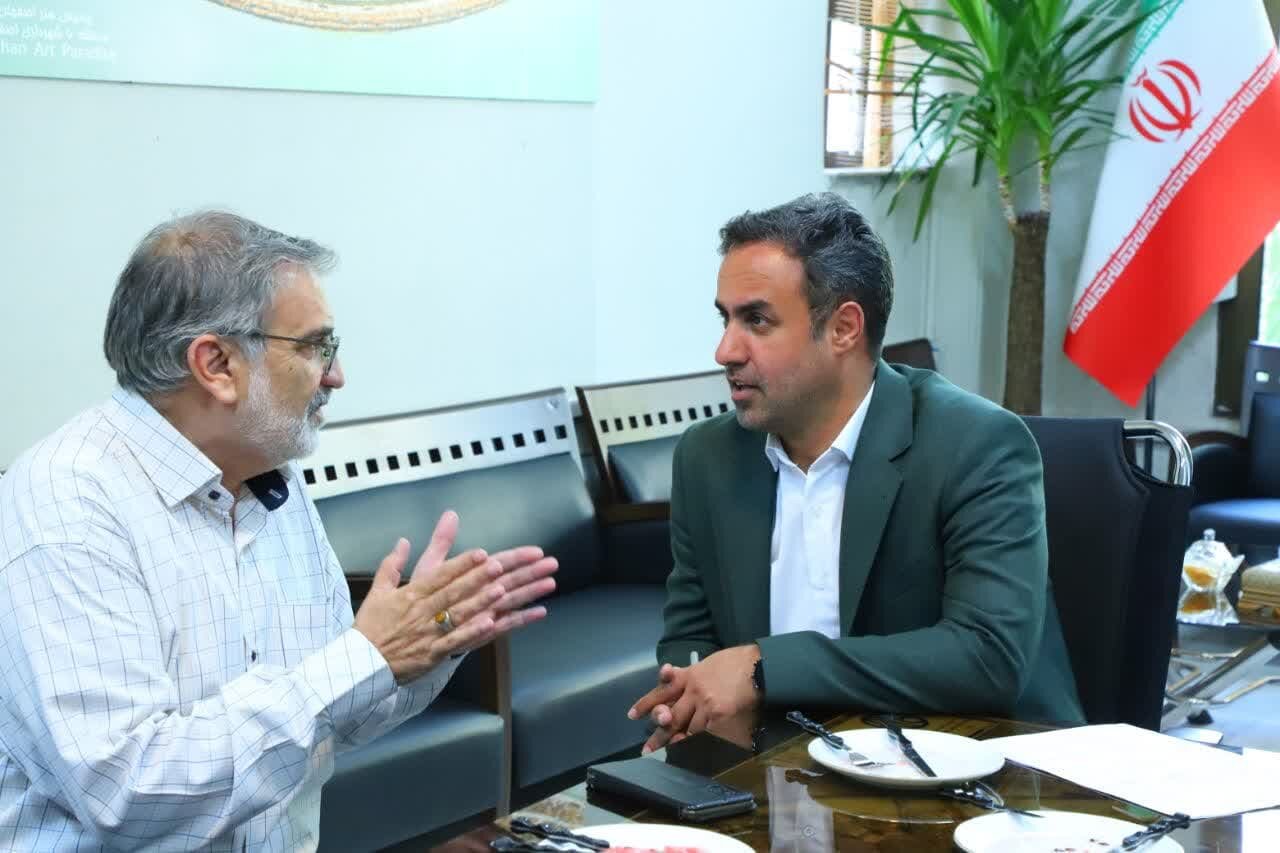 بررسی ۱۲ پرونده در کمیته نظارتی منطقه ۶/ شهروندان آگاه و فعال، لازمه تحقق شعار «شهر زندگی»