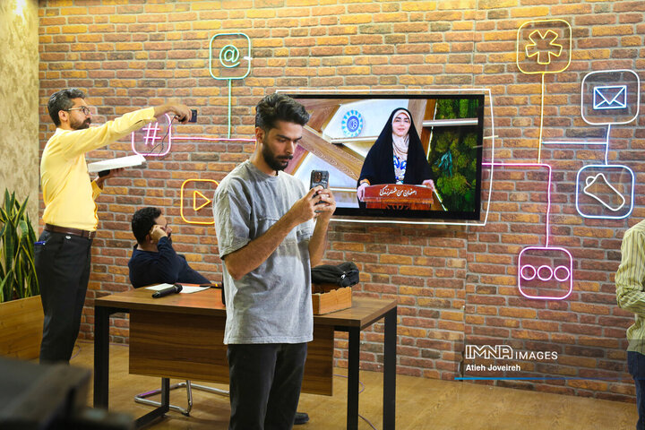 پشت صحنه برنامه تلویزیونی «اصفهان من»