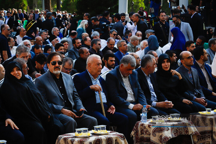 مراسم تشییع پیکر استاد فرشچیان