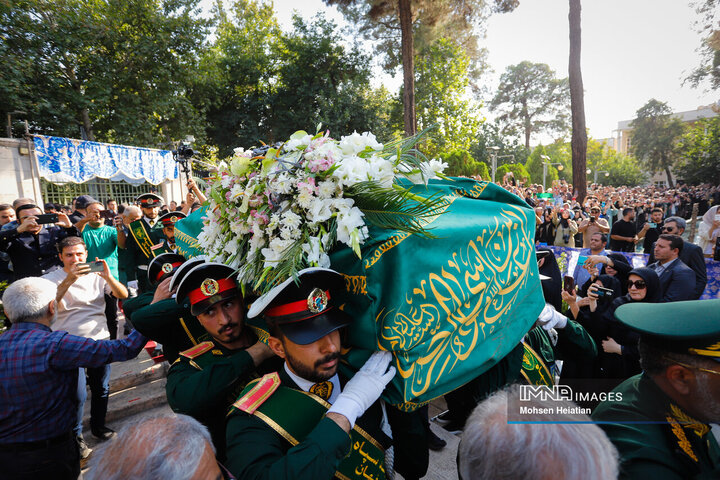 مراسم تشییع پیکر استاد فرشچیان