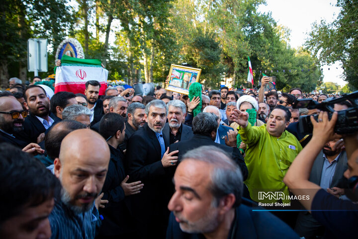 مراسم تشییع پیکر استاد فرشچیان