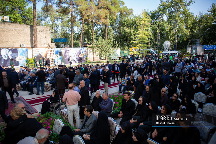 مراسم تشییع پیکر استاد فرشچیان