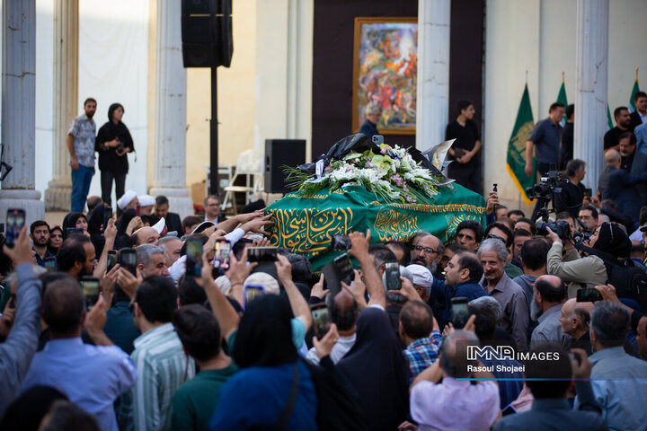 مراسم تشییع پیکر استاد فرشچیان