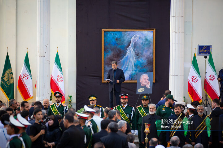 مراسم تشییع پیکر استاد فرشچیان