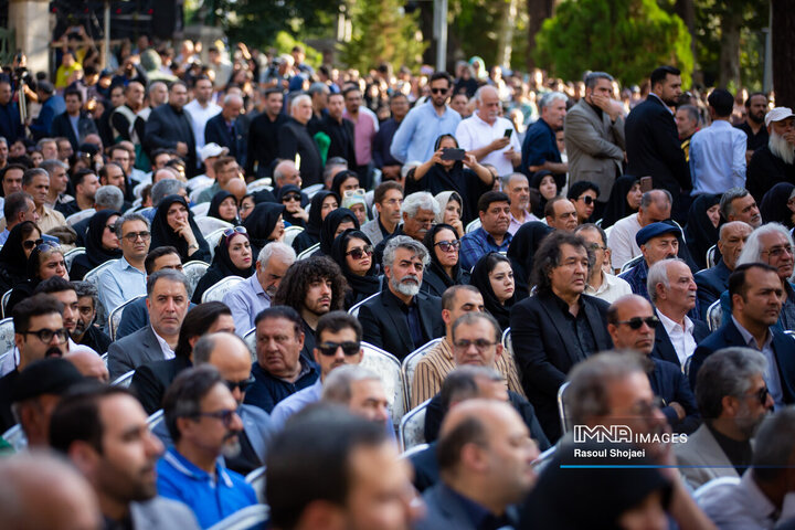 مراسم تشییع پیکر استاد فرشچیان