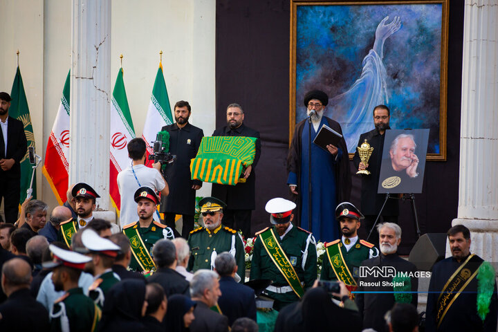 مراسم تشییع پیکر استاد فرشچیان