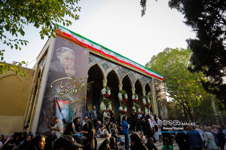 مراسم تشییع پیکر استاد فرشچیان