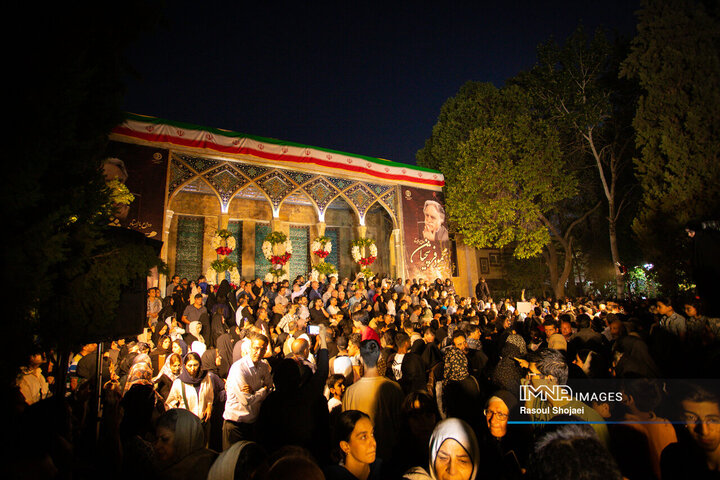 شعر به ساعت فرشچیان