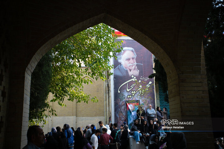 مراسم تشییع پیکر استاد فرشچیان