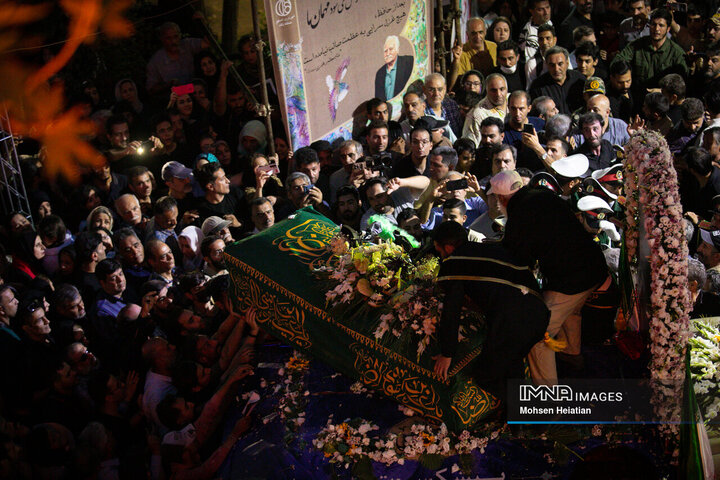 مراسم تشییع پیکر استاد فرشچیان