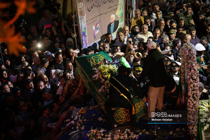 مراسم تشییع پیکر استاد فرشچیان