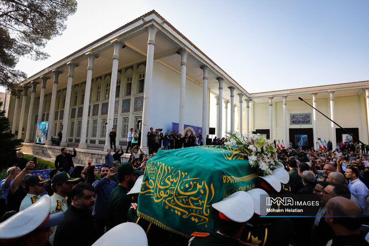 مراسم تشییع پیکر استاد فرشچیان