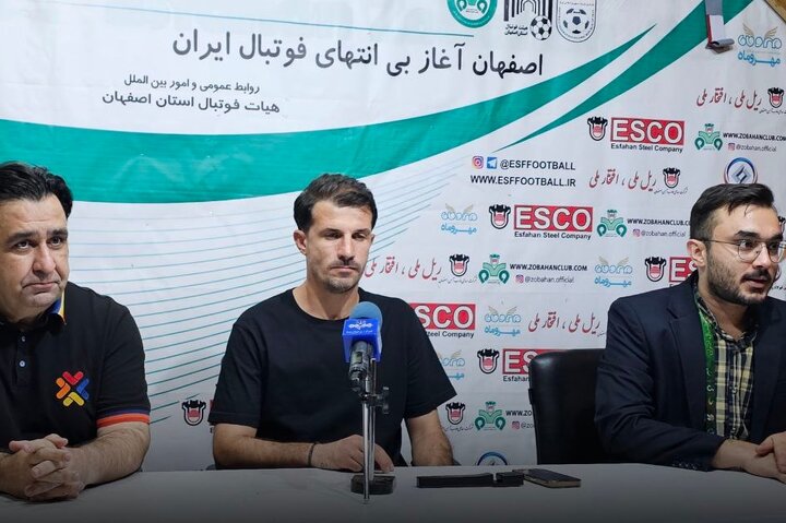 توان ذوب‌آهن همین است / باید به جوانان فرصت داده شود