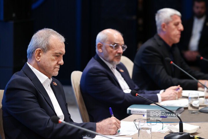 نشست با ایران‌شناسان ارمنی