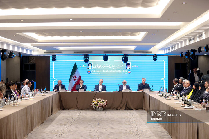 نشست با ایران‌شناسان ارمنی