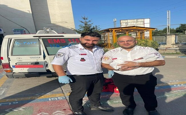 تولد نوزاد عجول در مسیر اعزام به بیمارستان نکا