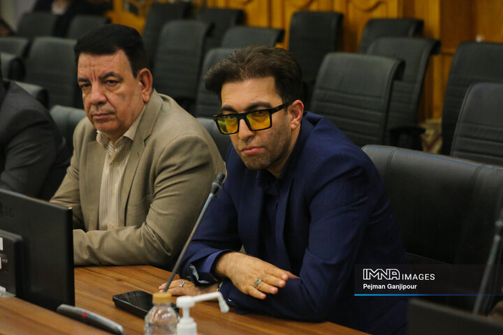 نشست شورای اطلاع رسانی استان اصفهان