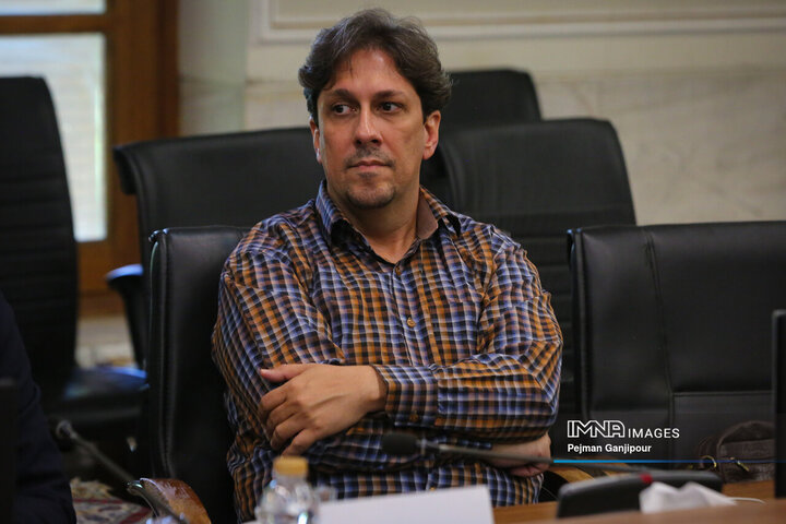 نشست شورای اطلاع رسانی استان اصفهان