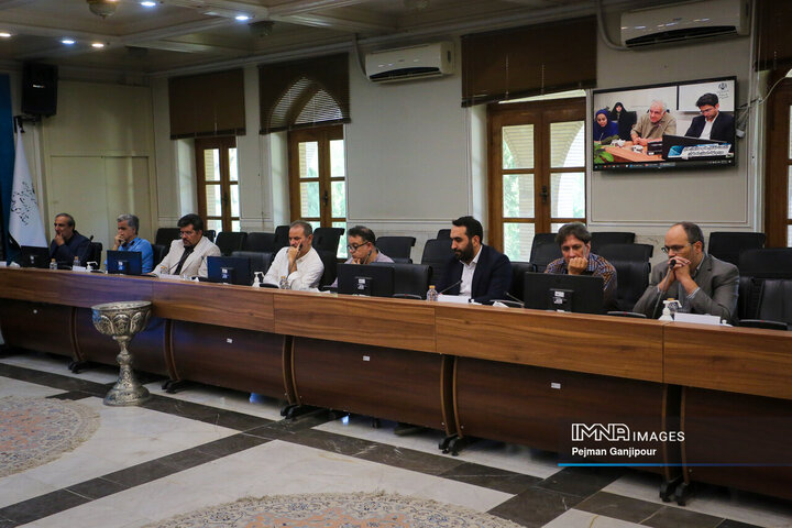 نشست شورای اطلاع رسانی استان اصفهان