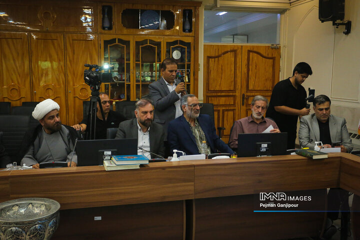 نشست شورای اطلاع رسانی استان اصفهان