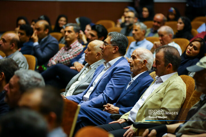 آیین گرامیداشت روز خبرنگار در اصفهان