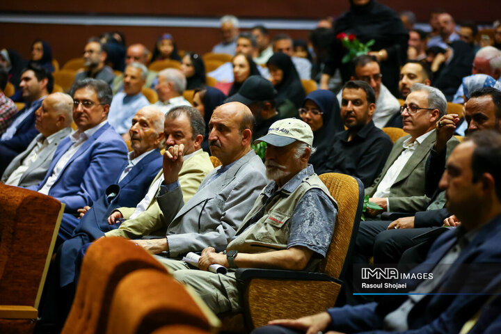 آیین گرامیداشت روز خبرنگار در اصفهان