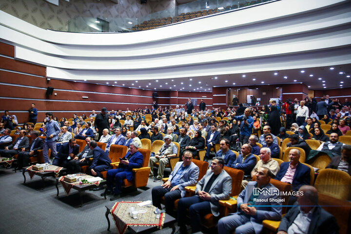 آیین گرامیداشت روز خبرنگار در اصفهان