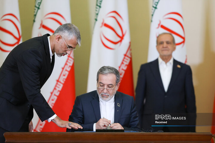 امضای بیانیه مشترک و اسناد همکاری میان ایران و ارمنستان