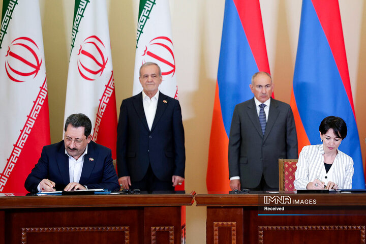 امضای بیانیه مشترک و اسناد همکاری میان ایران و ارمنستان