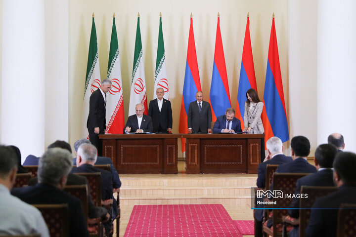 امضای بیانیه مشترک و اسناد همکاری میان ایران و ارمنستان