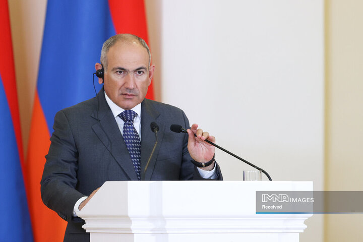 نشست مطبوعاتی رئیس جمهور با نخست وزیر ارمنستان