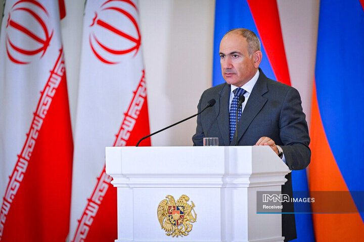 نشست مطبوعاتی رئیس جمهور با نخست وزیر ارمنستان