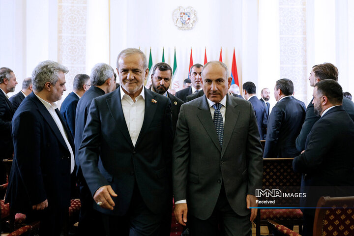 نشست مطبوعاتی رئیس جمهور با نخست وزیر ارمنستان