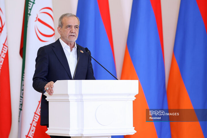 نشست مطبوعاتی رئیس جمهور با نخست وزیر ارمنستان