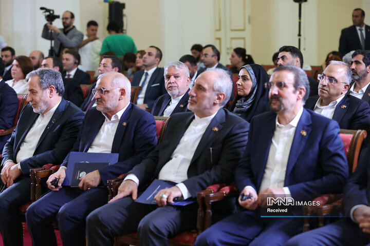 نشست مطبوعاتی رئیس جمهور با نخست وزیر ارمنستان