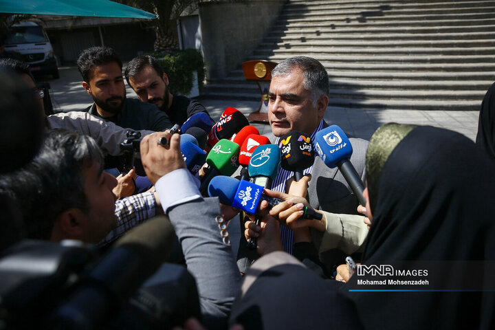 در حاشیه جلسه هیئت دولت