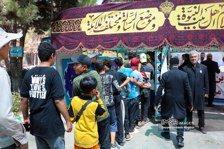 آغاز به کار موکب فراشان آستان قدس رضوی