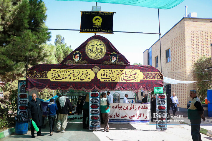 آغاز به کار موکب فراشان آستان قدس رضوی