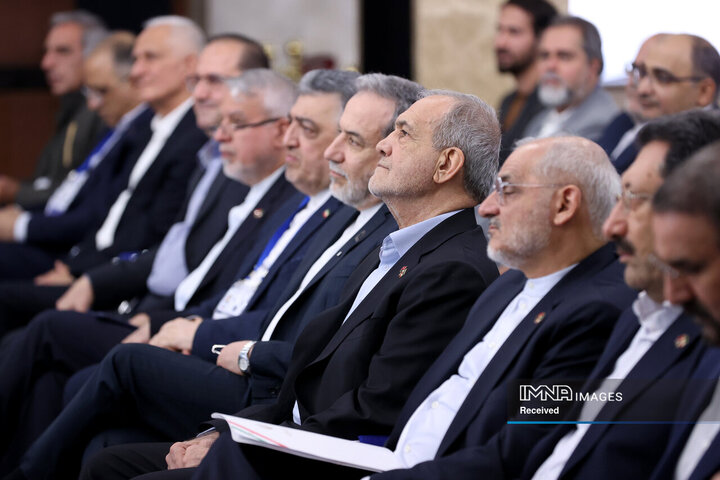 دیدار صمیمی با ایرانیان مقیم بلاروس